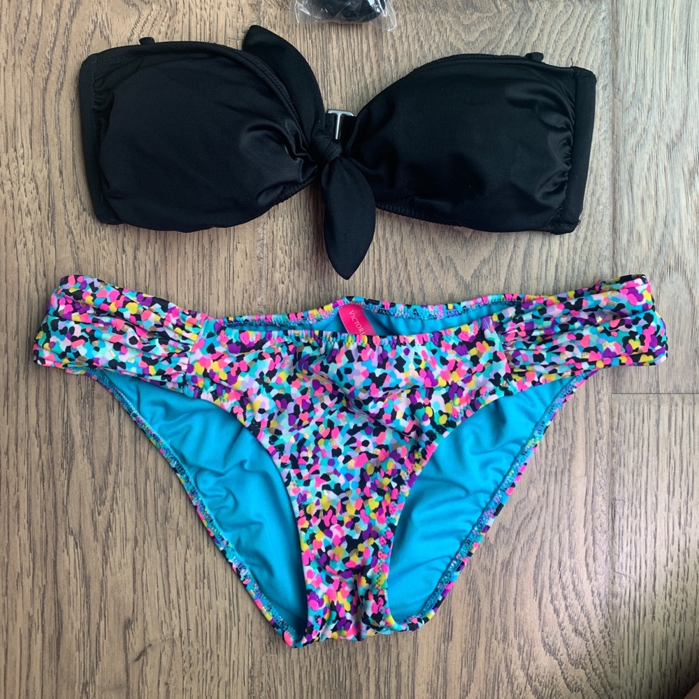Victoria’s Secret XS Bikini